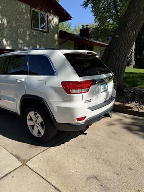 White 2012 Jeep Grand Cherokee Laredo
