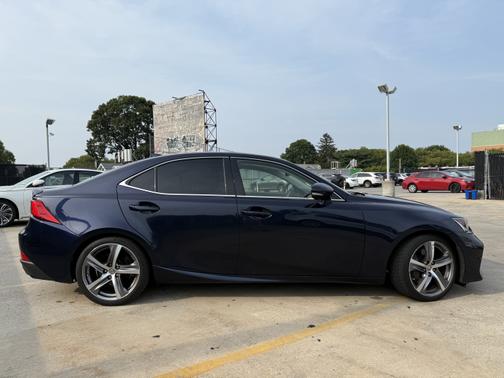 2019 Lexus IS 300 Base