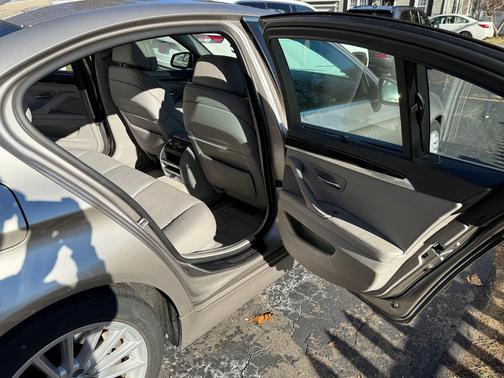 2011 BMW 535 i xDrive