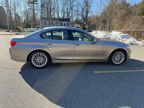 2011 BMW 535 i xDrive
