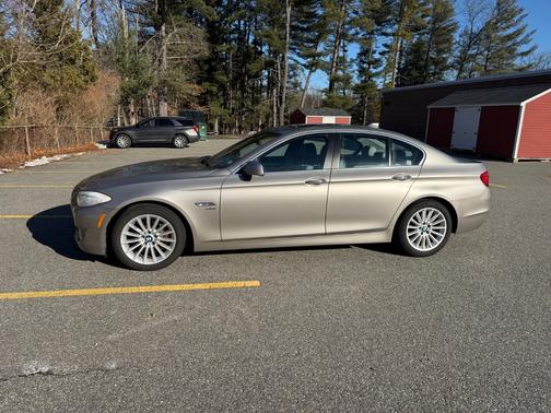 2011 BMW 535 i xDrive
