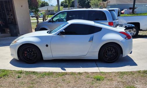 2013 Nissan 370Z Base