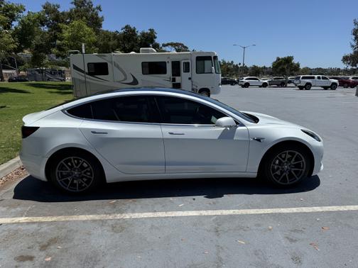 2020 Tesla Model 3 Standard Range Plus