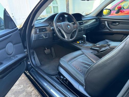 Black 2013 BMW 328 i