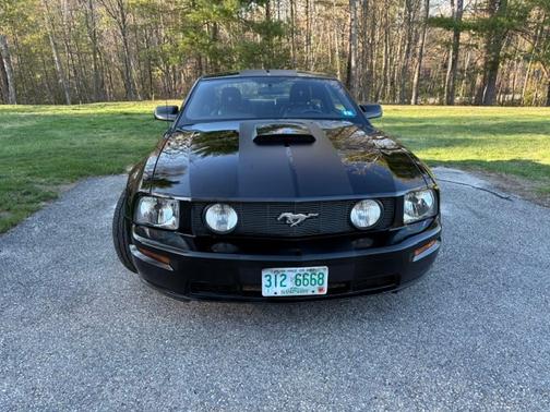 Black 2007 Ford Mustang GT