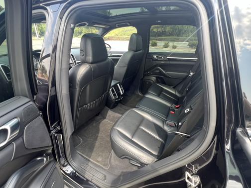 2012 Porsche Cayenne S