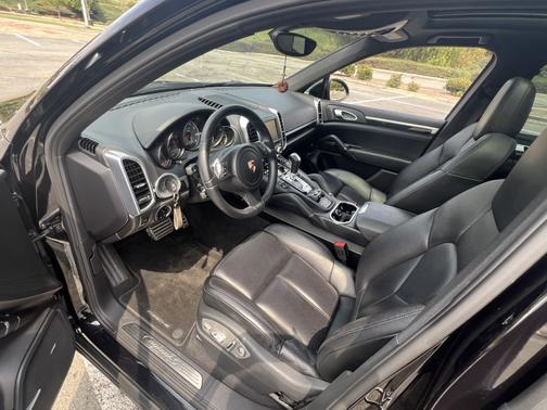 2012 Porsche Cayenne S