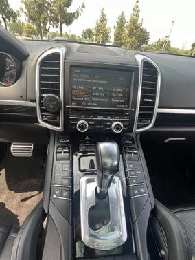 2012 Porsche Cayenne S