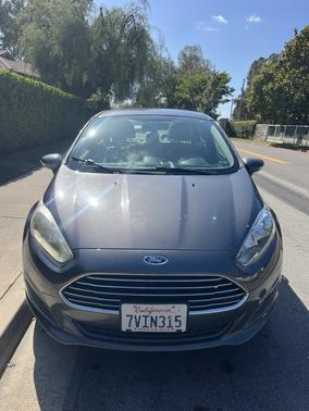 Gray 2016 Ford Fiesta SE