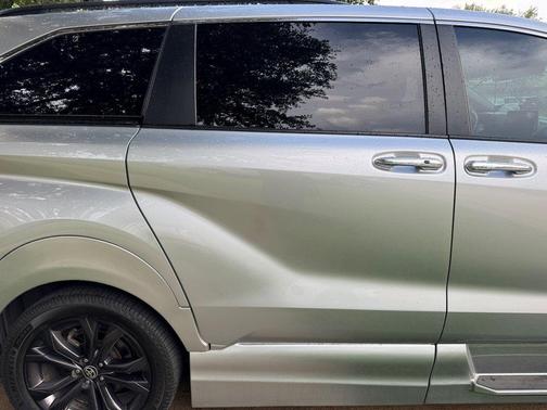 2022 Toyota Sienna XSE