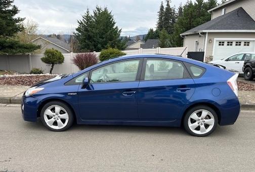 2010 Toyota Prius IV