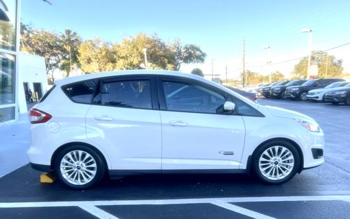 2017 Ford C-Max Energi SE