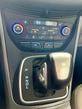 2017 Ford C-Max Energi SE