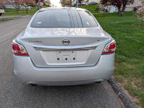 Gray 2015 Nissan Altima 2.5 S