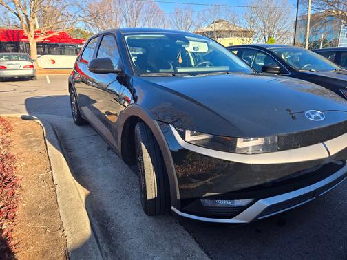 2023 Hyundai IONIQ 5 SE Standard Range