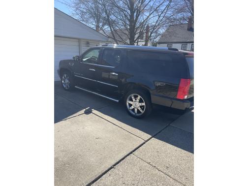 2008 Cadillac Escalade ESV Base