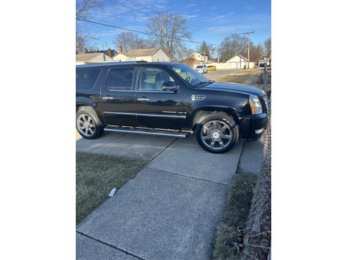 2008 Cadillac Escalade ESV Base