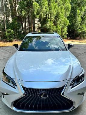 White 2024 Lexus ES 300h Base