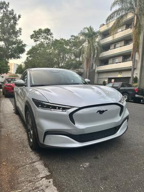 2022 Ford Mustang Mach-E Select