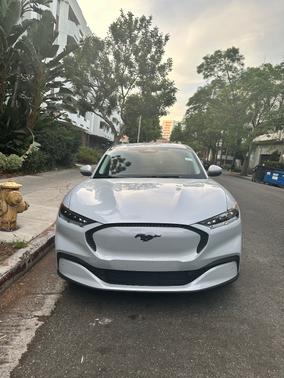 2022 Ford Mustang Mach-E Select