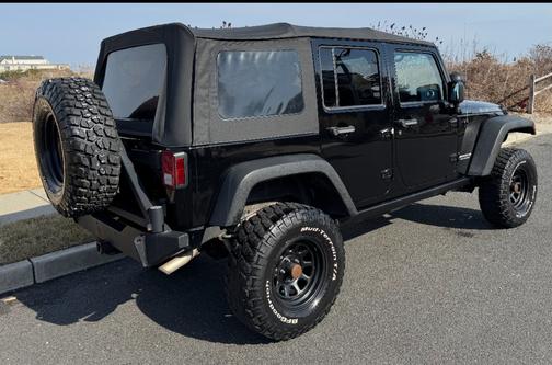 2012 Jeep Wrangler Unlimited Rubicon