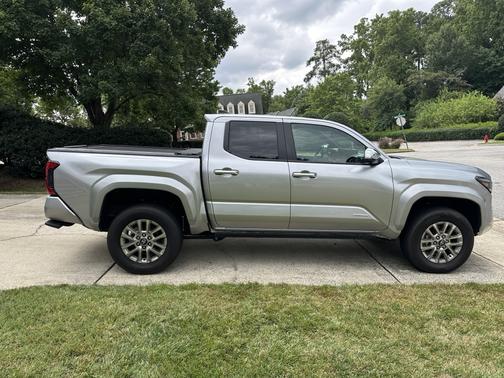 2024 Toyota Tacoma Limited