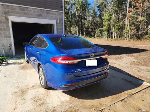 2017 Ford Fusion Energi SE Luxury