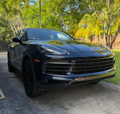 Blue 2019 Porsche Cayenne Cayenne