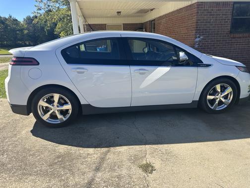2012 Chevrolet Volt Base