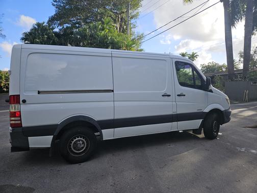2014 Mercedes-Benz Sprinter Normal Roof