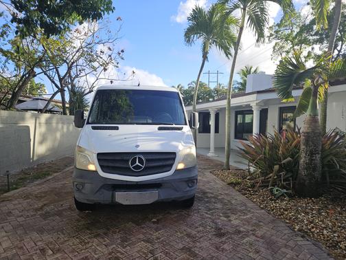 2014 Mercedes-Benz Sprinter Normal Roof