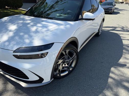 White 2023 Genesis GV60 Performance