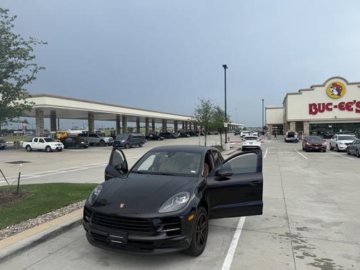 2020 Porsche Macan S
