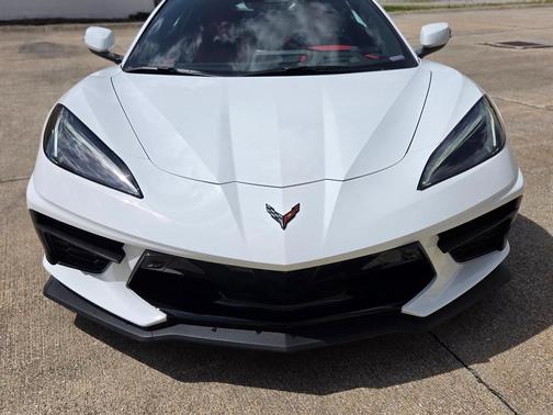 White 2026 Chevrolet Corvette Stingray w/3LT