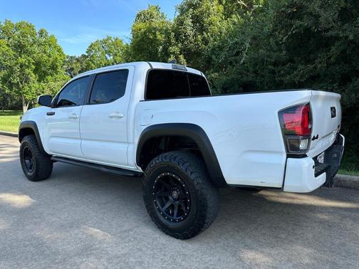 White 2019 Toyota Tacoma TRD Pro