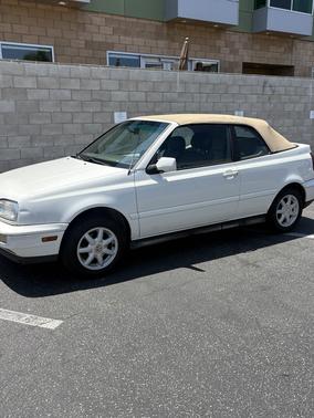 White 1999 Volkswagen Cabrio GLS