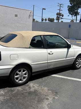 White 1999 Volkswagen Cabrio GLS