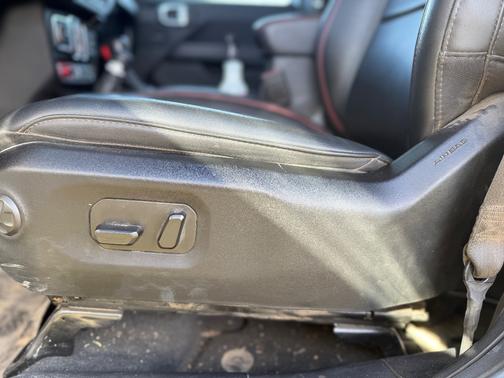 2024 Jeep Gladiator Rubicon X