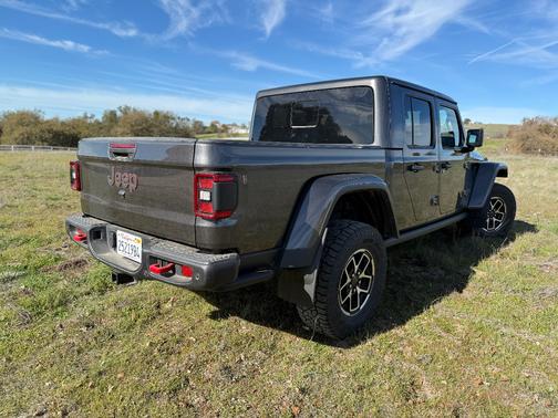 2024 Jeep Gladiator Rubicon X