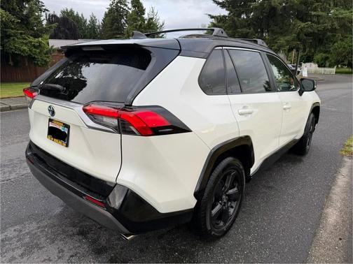 White 2021 Toyota RAV4 Hybrid XSE