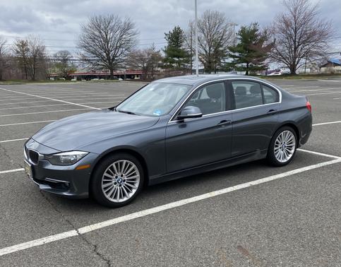 Photo 1 of 10 of 2013 BMW 328 i xDrive