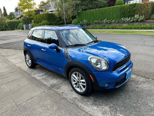 2012 MINI Cooper S Countryman Base