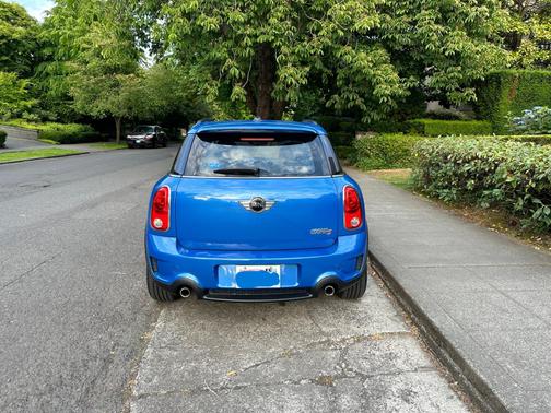 2012 MINI Cooper S Countryman Base