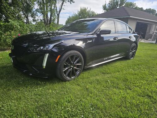 2022 Cadillac CT5-V Base
