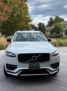 2023 Volvo XC90 Recharge Plug-In Hybrid T8 Plus Dark Theme 7 Passenger