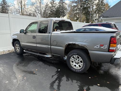2007 GMC Sierra 1500 SLE1 Extended Cab Classic