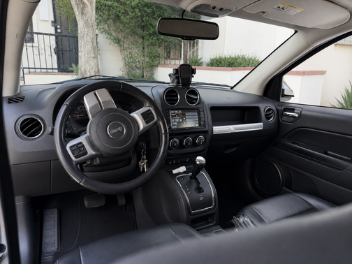 Silver 2016 Jeep Compass Sport