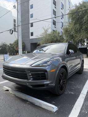 2021 Porsche Cayenne Cayenne