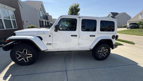 2025 Jeep Wrangler Sahara