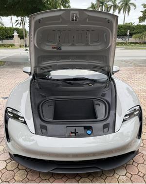 2022 Porsche Taycan Taycan